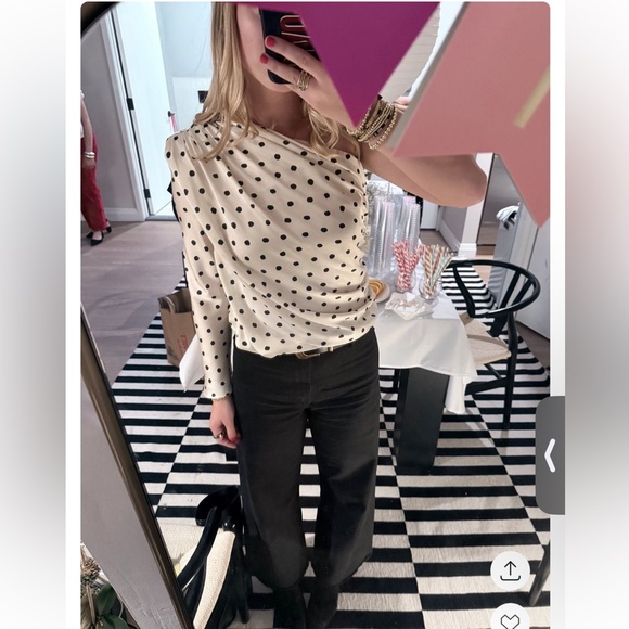 ZARA ASYMMETRIC POLKA DOT SHOULDER PAD TOP - Picture 3 of 12